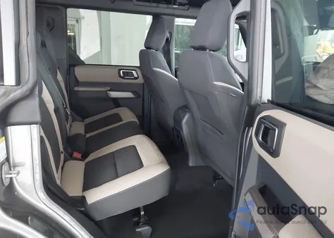 2022 Ford Bronco Wildtrak z USA, uszkodzony, nr VIN 1FMEE5DP3NLA97093